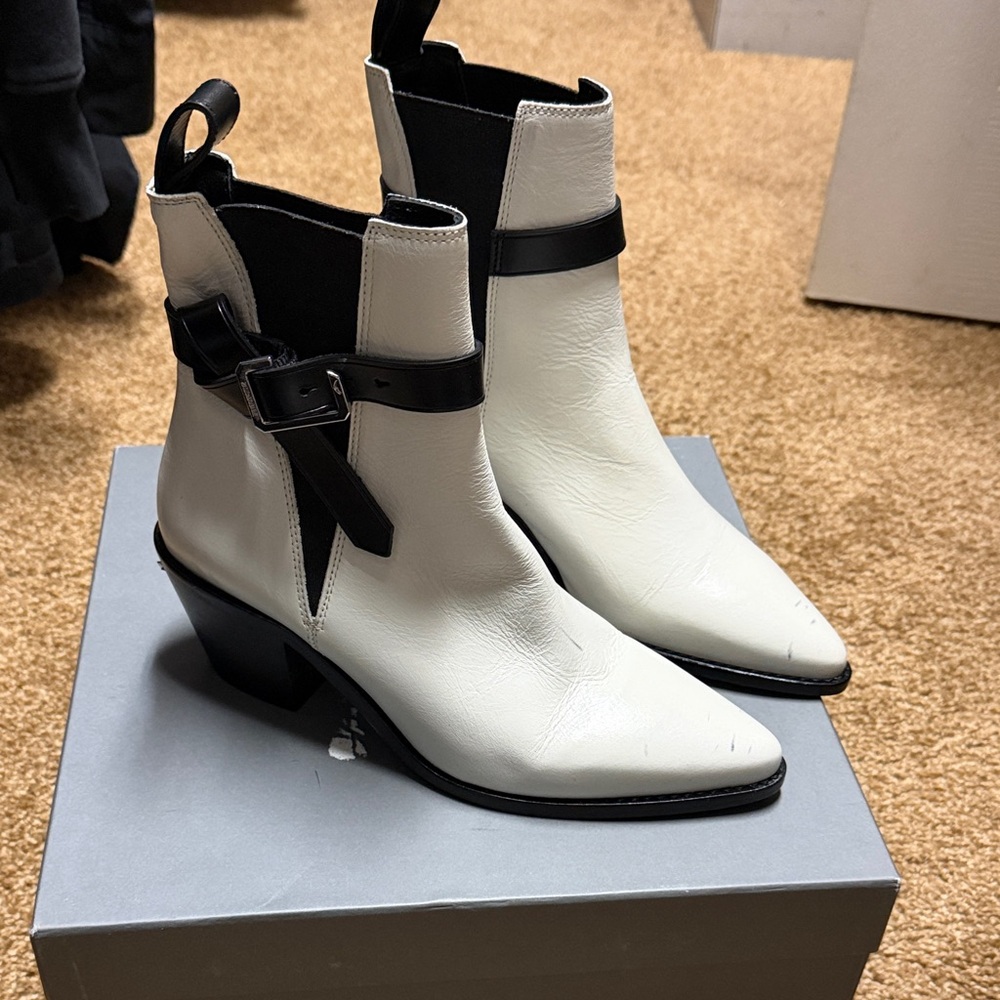 Zadig & Voltaire Stylish White and Black Ankle Boots